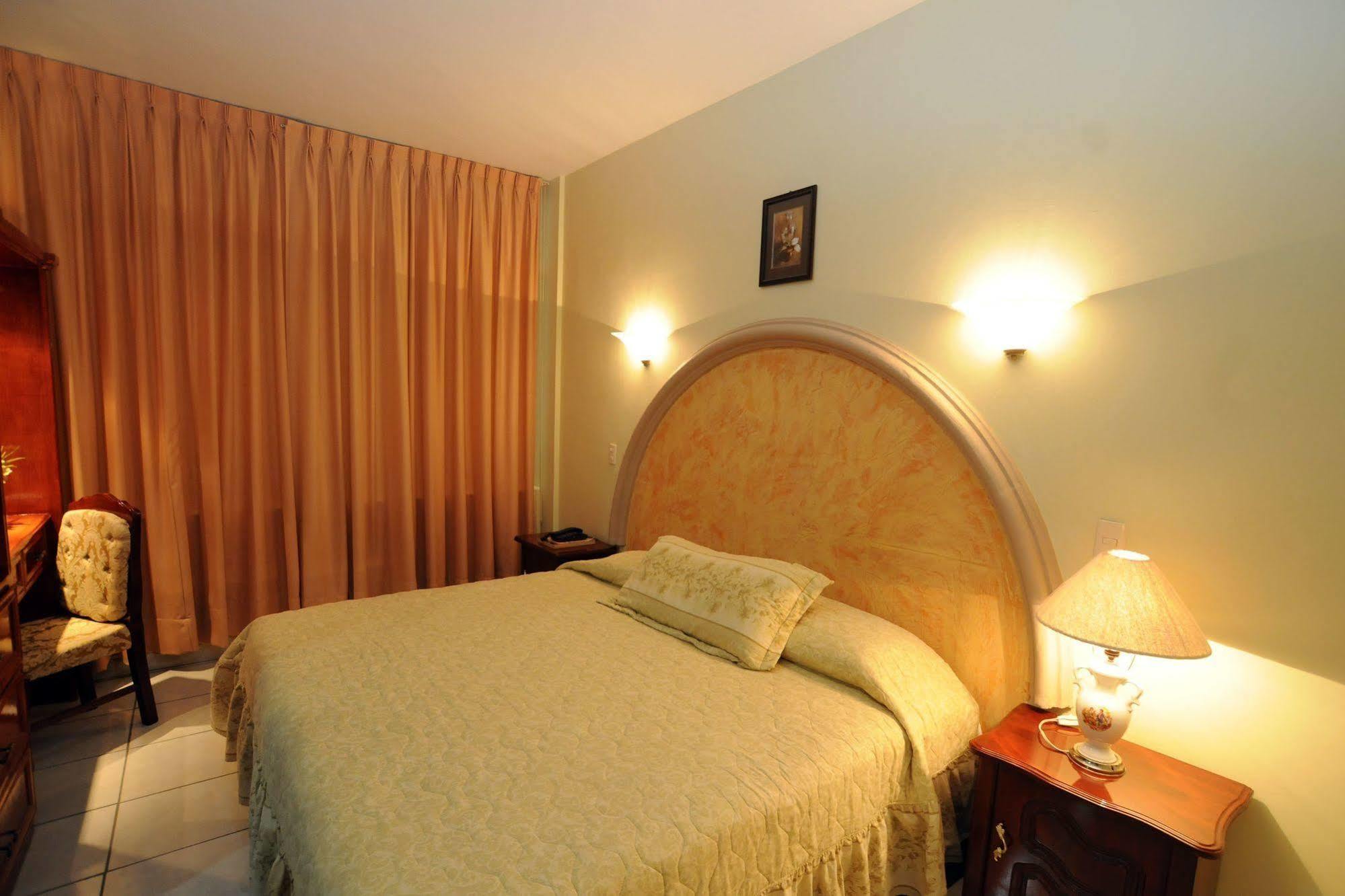 Hotel Plaza Sahuayo 外观 照片